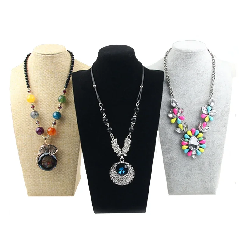 Velluto Ritratto Collana Displ - Body Jewelry Display Ideas recensione e prezzo